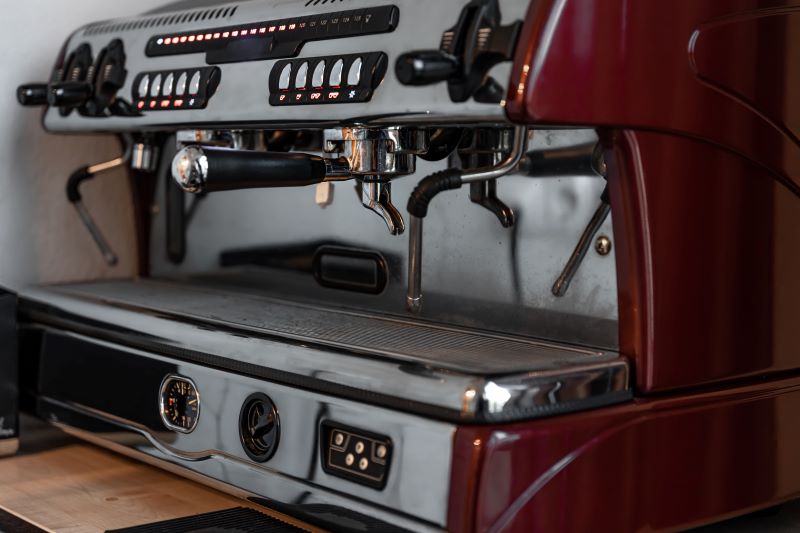 presszógép nagy nyomáson 20 bar felett készíti az espressot