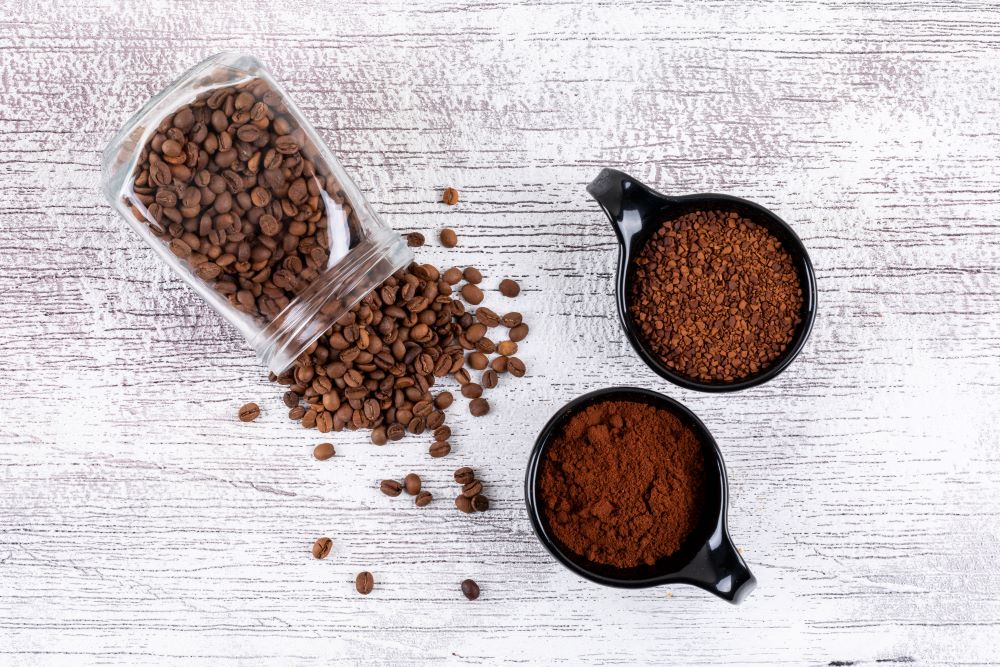 A legjobb koffeinmentes instant kávék azok számára is kiválók, akik imádják a feketéket, de érzékenyek a koffeinre.